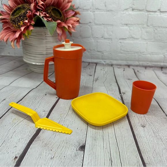 vintage tupperware tupper toys pretend play learning toys development - Picture 1 of 4